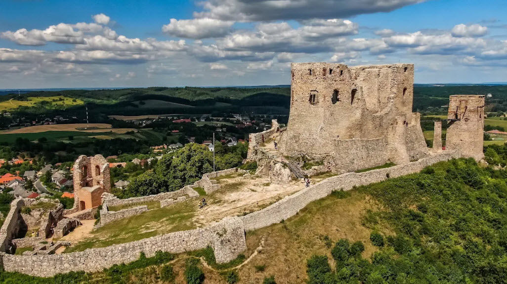 Cseszneki Castle, Hungary